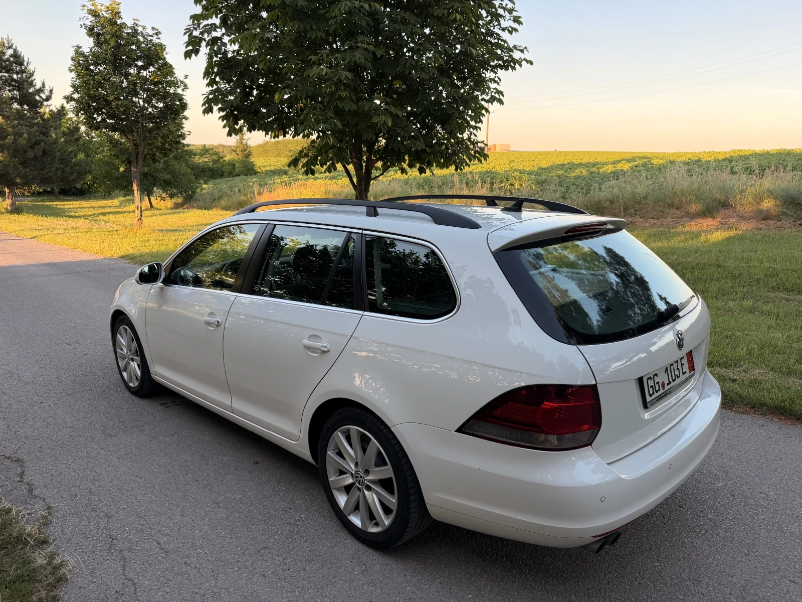 VW Golf VI 2.0TDI 140 DSG / реални км. сервизна история, снимка 4 - Автомобили и джипове - 55022820