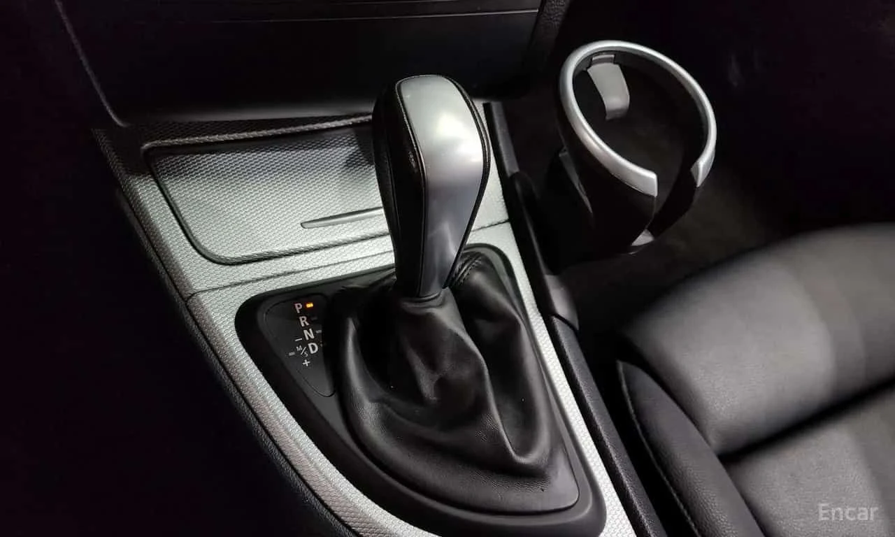 BMW 120 * 120d Coupe Sport * CARFAX * ЦЕНА ДО БГ, снимка 9 - Автомобили и джипове - 55508625