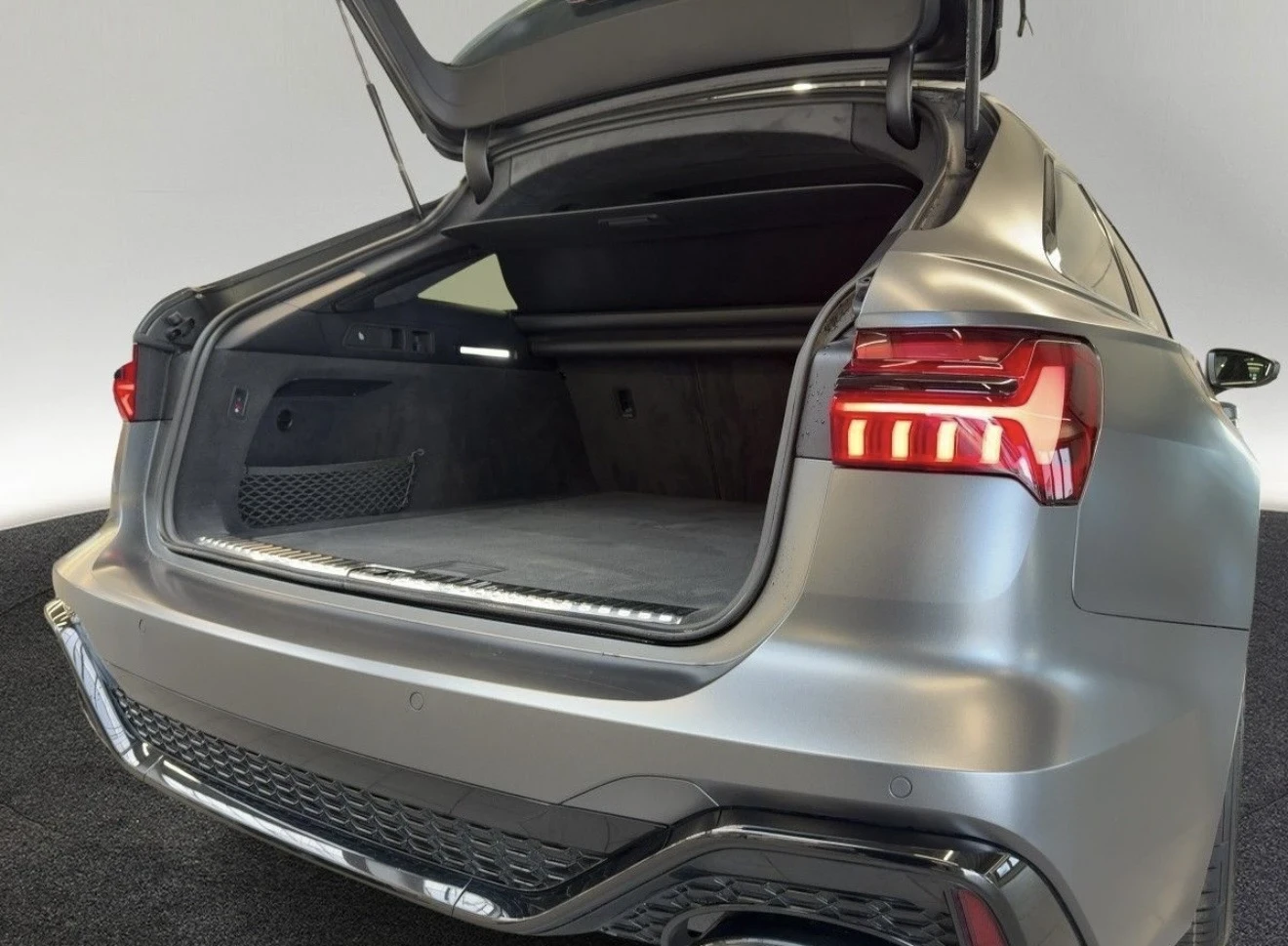 Audi Rs6, снимка 7 - Автомобили и джипове - 55748953