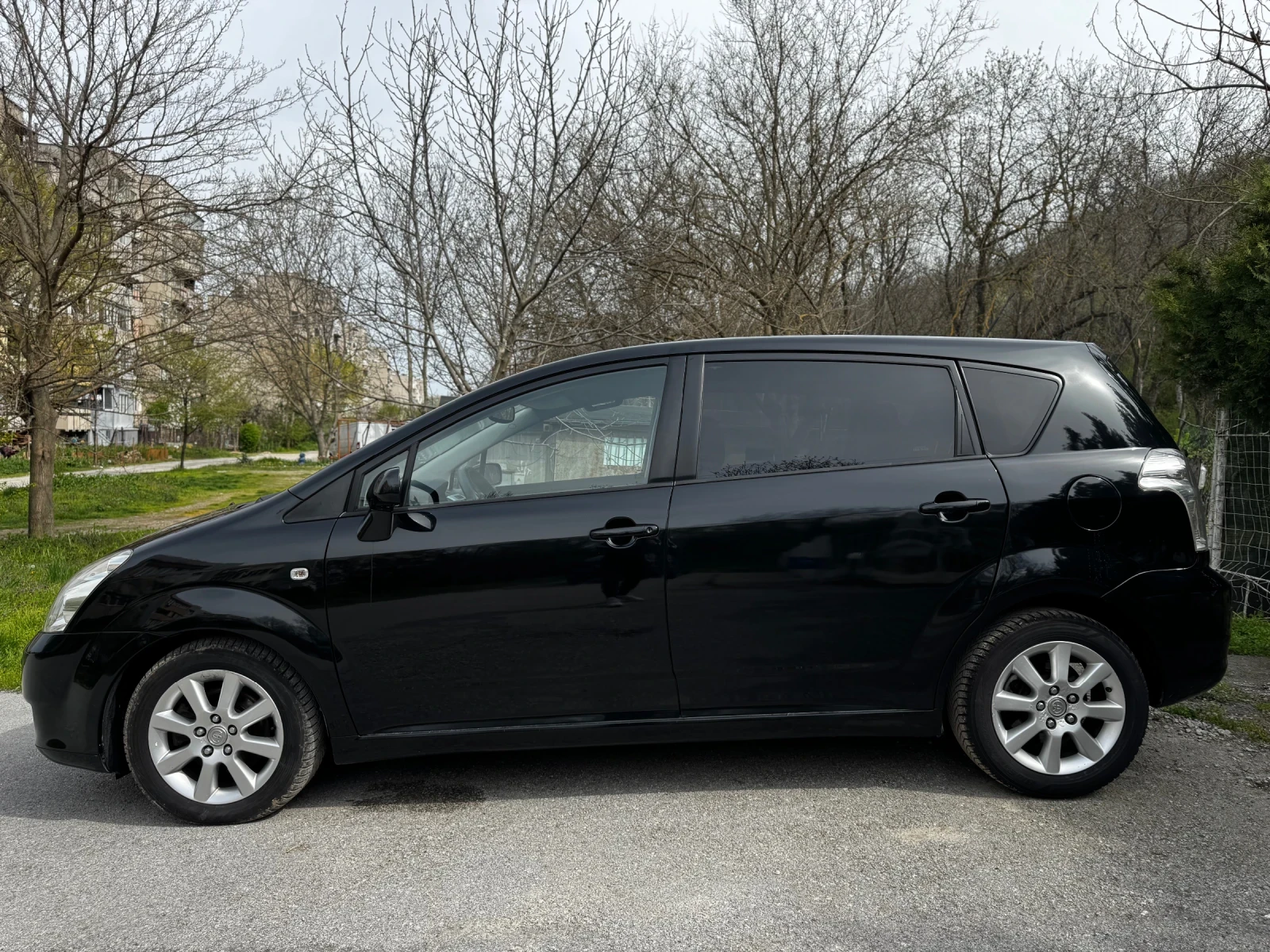Toyota Corolla verso 2.2 D-4D 136 �.�. | Mobile.bg � ����������� 2