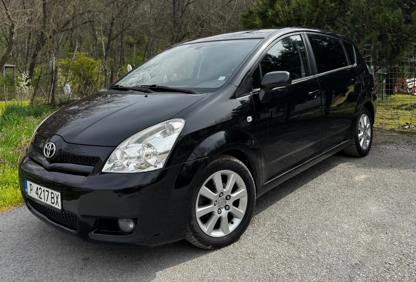 Toyota Corolla verso 2.2 D-4D 136 к.с.