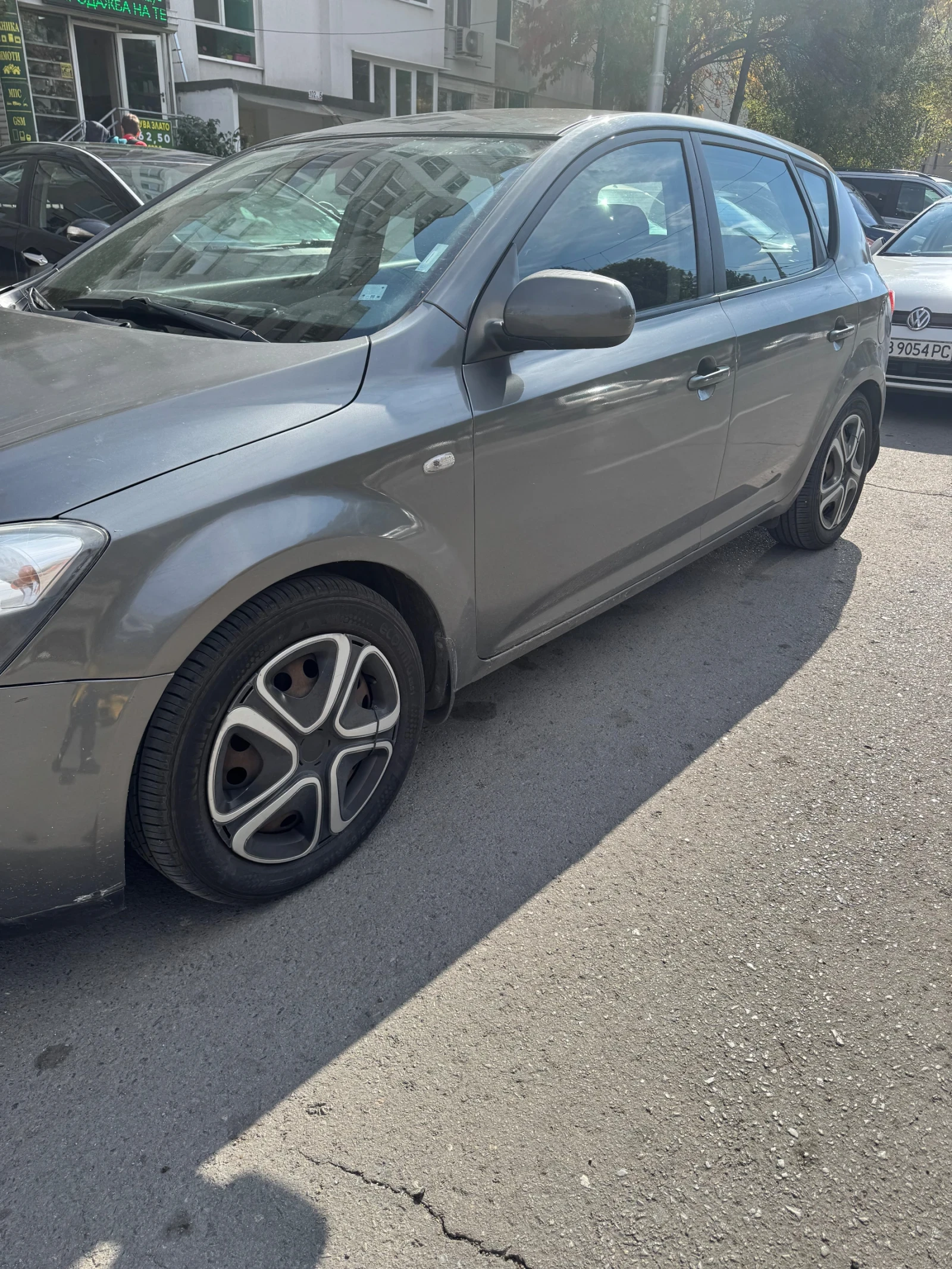 Kia Ceed, снимка 2 - Автомобили и джипове - 56461771