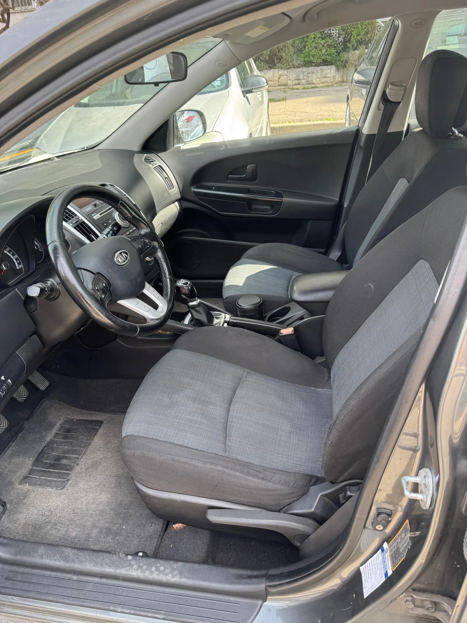Kia Ceed, снимка 6 - Автомобили и джипове - 56461771