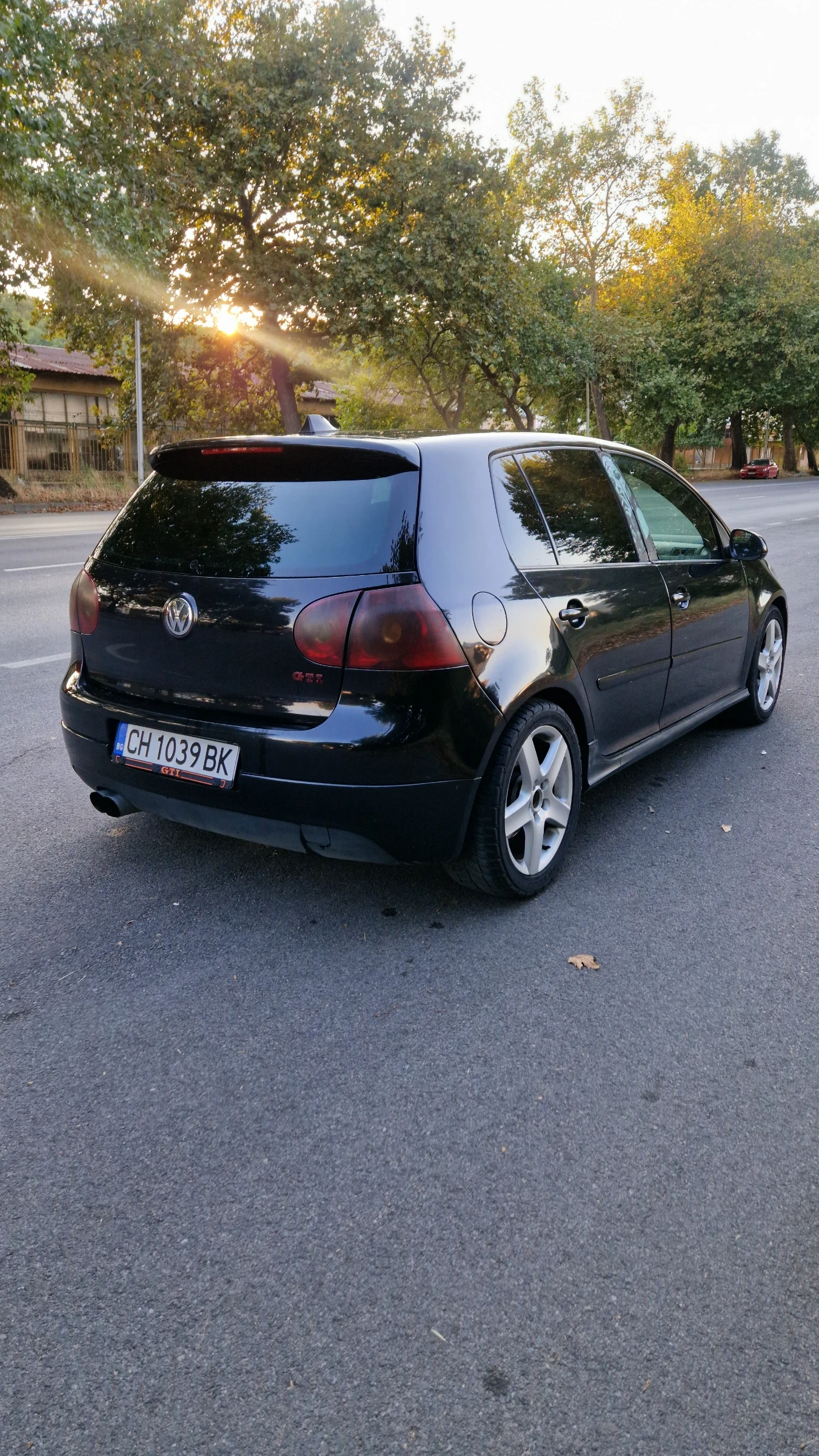 VW Golf, снимка 4 - Автомобили и джипове - 56482637