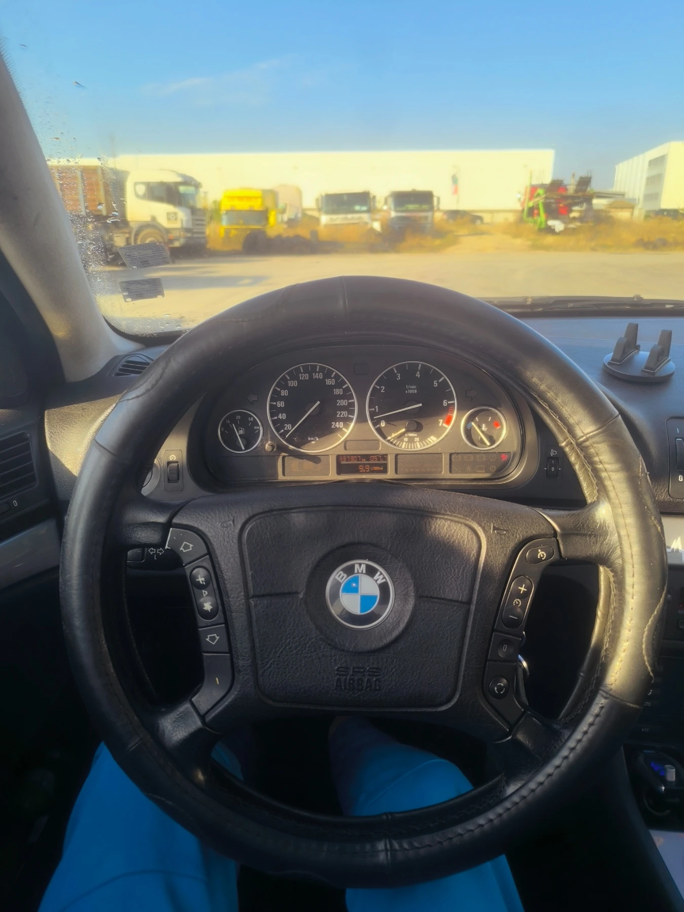 BMW 520 e39, снимка 14 - Автомобили и джипове - 56602483