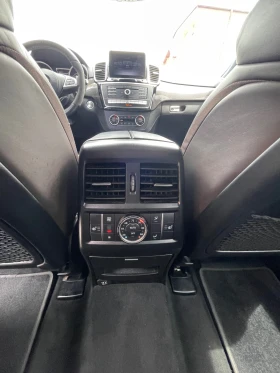 Mercedes-Benz GLS 63 AMG, снимка 17