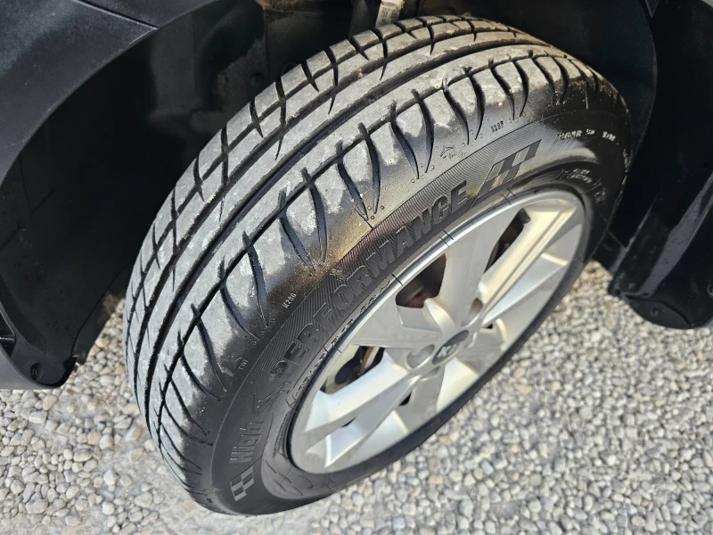 Kia Stonic 1.4i, 100к.с., GPL, снимка 14 - Автомобили и джипове - 51773585