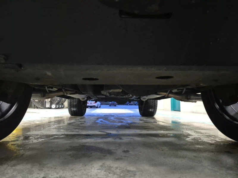 Mercedes-Benz G 63 AMG CARFAX АВТО КРЕДИТ , снимка 16 - Автомобили и джипове - 52733464