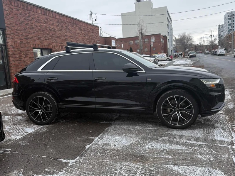 Audi Q8 2023 Progressiv * CARFAX * БЕЗ ПЪРВОНАЧАЛНА ВНОСКА, снимка 4 - Автомобили и джипове - 53014104
