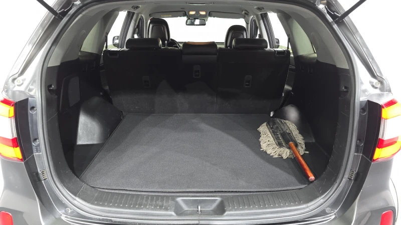 Kia Sorento 2.0 CRDI / 4х4 / АВТОМАТИК / СЕРВИЗНА ИСТОРИЯ !!!, снимка 17 - Автомобили и джипове - 53074943