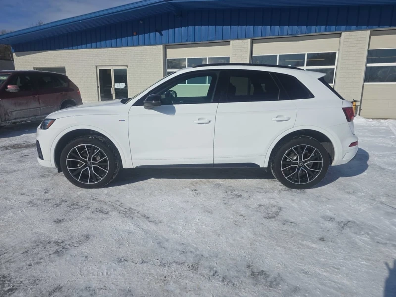 Audi Q5 * Technik * CARFAX * ДИСТРОНИК * 360 * ПОДГРЕВИ, снимка 2 - Автомобили и джипове - 53293994