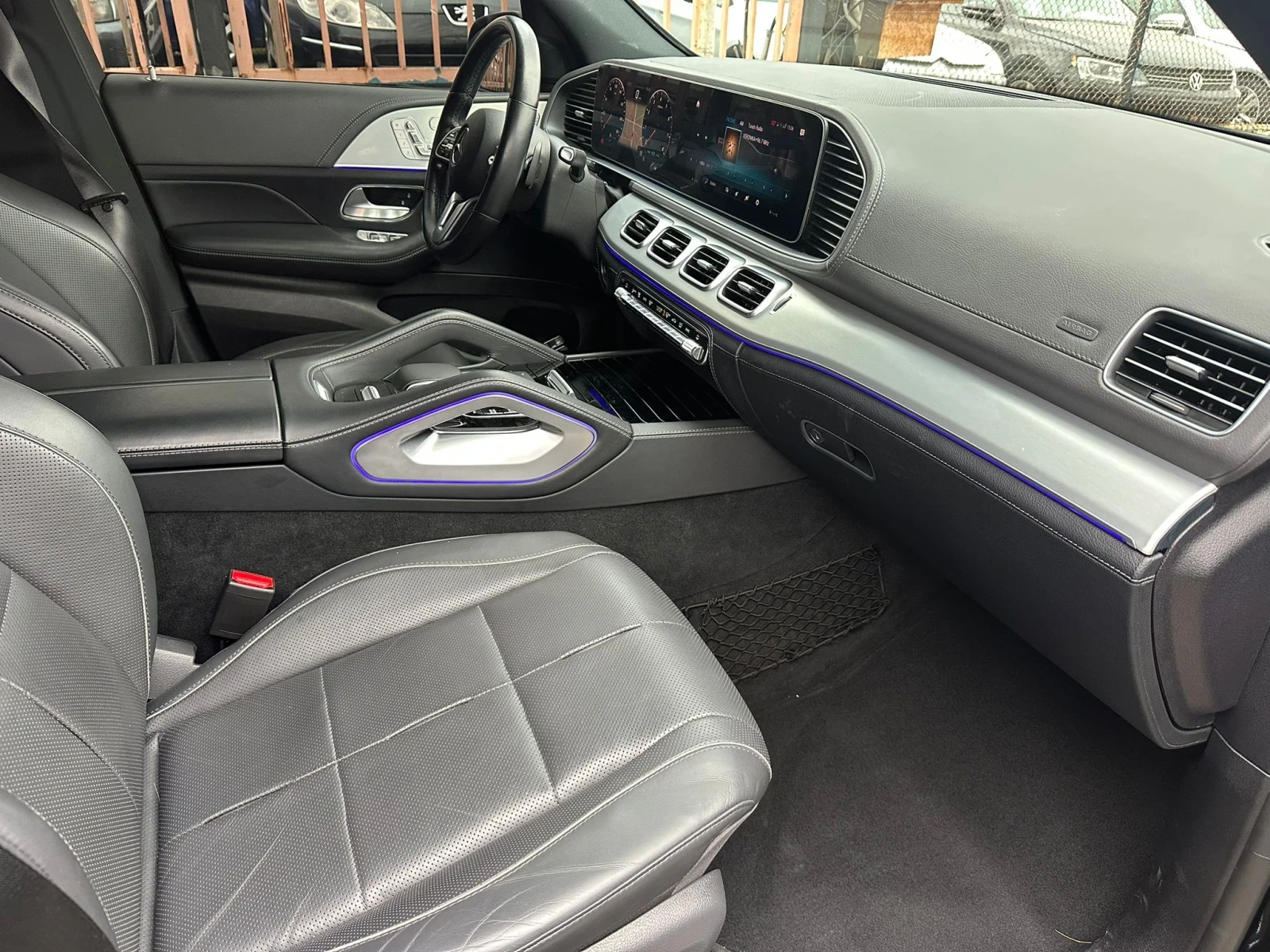 Mercedes-Benz GLE 580 AMG/4MATIC/PANO/FULL - изображение 8