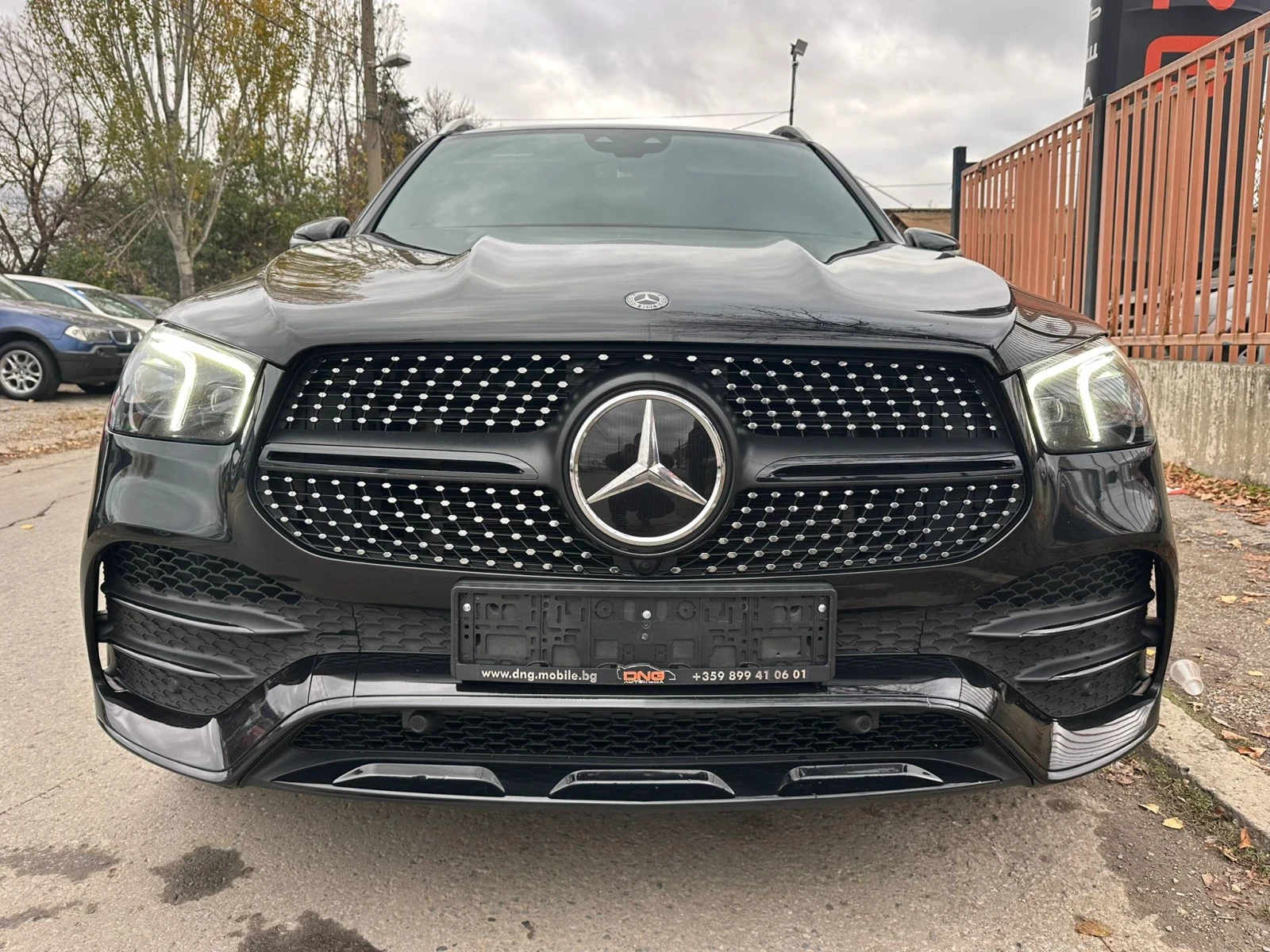 Mercedes-Benz GLE 580 AMG/4MATIC/PANO/FULL - изображение 3