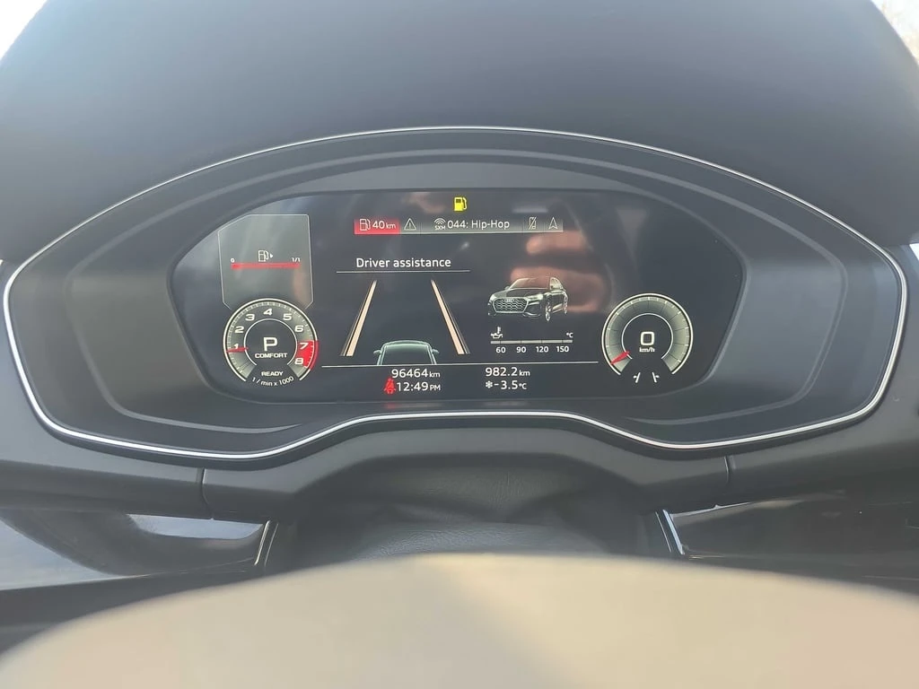 Audi Q5 * Technik * CARFAX * ДИСТРОНИК * 360 * ПОДГРЕВИ - изображение 8