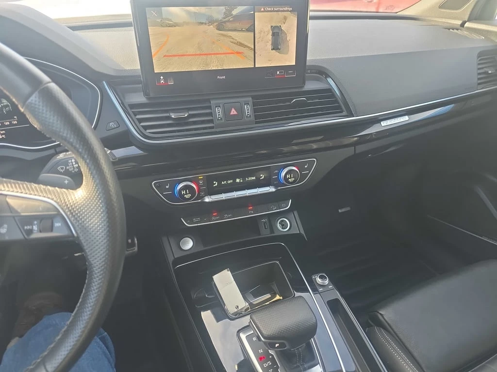 Audi Q5 * Technik * CARFAX * ДИСТРОНИК * 360 * ПОДГРЕВИ - изображение 9