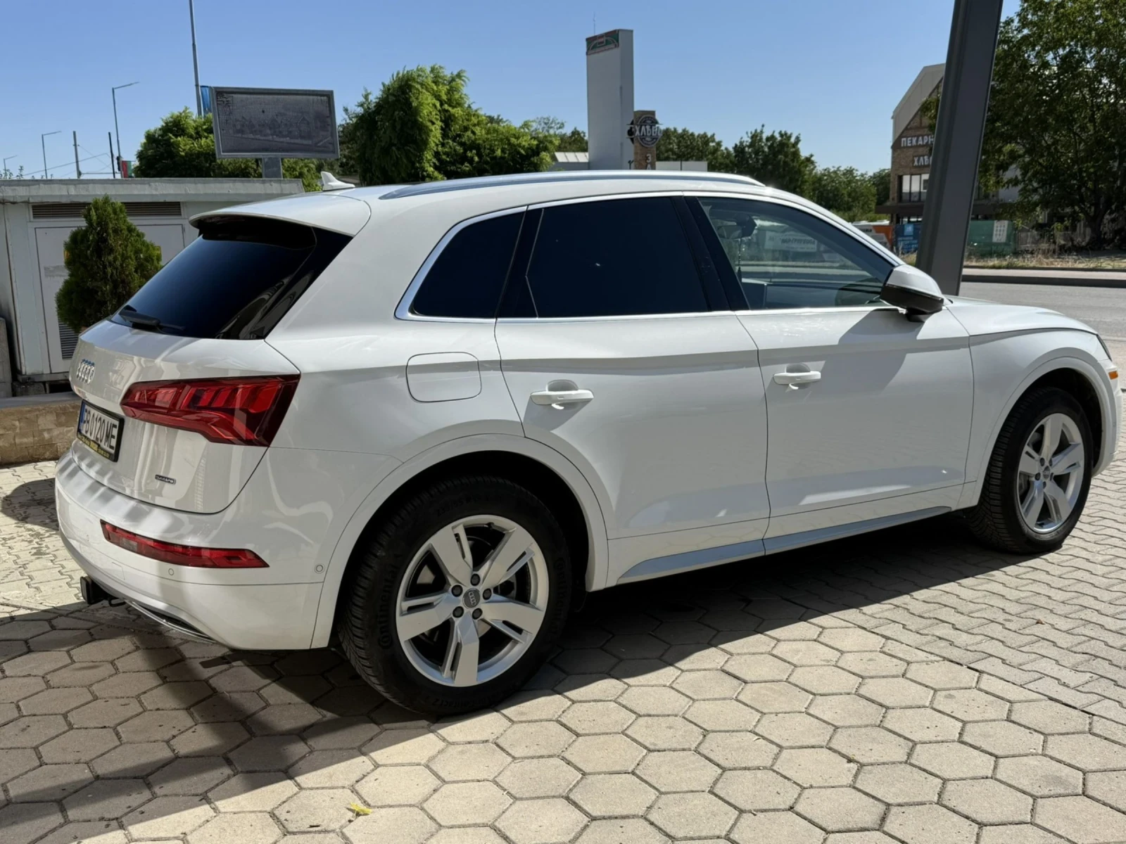 Audi Q5 2.0 TFSI / Prestige / Full Екстри, снимка 5 - Автомобили и джипове - 53748573