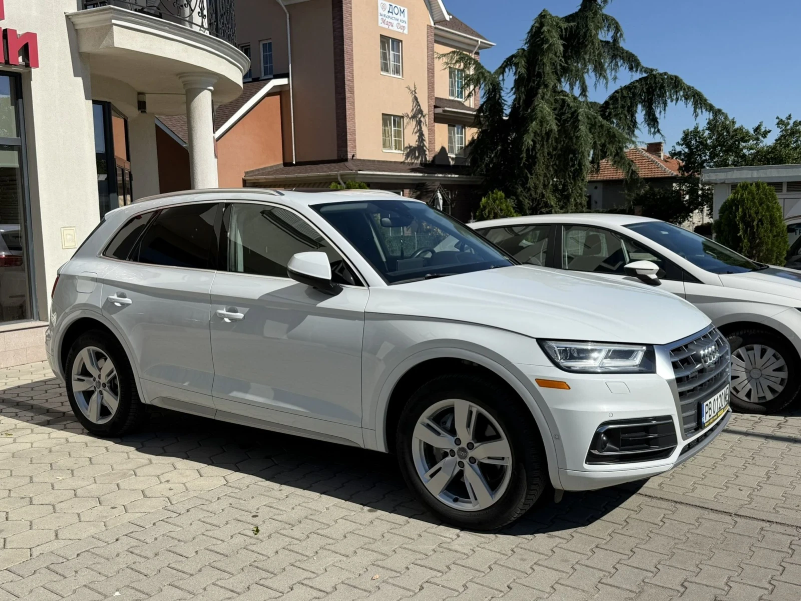 Audi Q5 2.0 TFSI / Prestige / Full Екстри, снимка 3 - Автомобили и джипове - 53748573