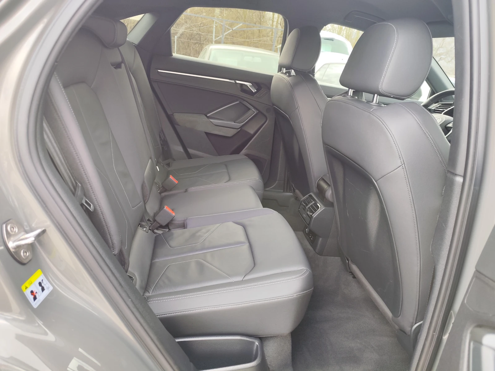 Audi Q3 Sportback 40* 2.0TDi* QUATTRO* S-LINE* , снимка 12 - Автомобили и джипове - 53910677