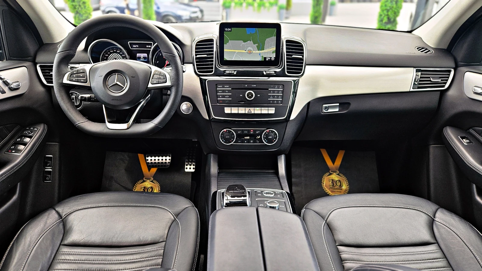 Mercedes-Benz GLE 350 AMG/OFFROAD PRO/PANO/360CAMERA/CAR PLAY/AMBIENT/LI, снимка 9 - Автомобили и джипове - 54454781