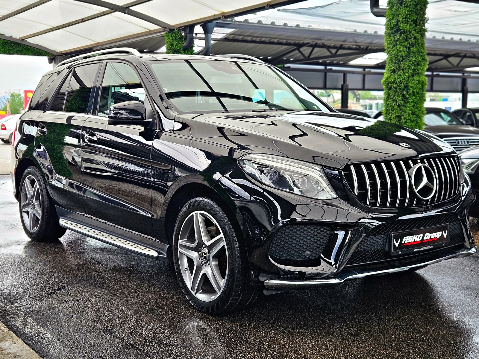 Mercedes-Benz GLE 350 AMG/OFFROAD PRO/PANO/360CAMERA/CAR PLAY/AMBIENT/LI, снимка 3 - Автомобили и джипове - 54454781
