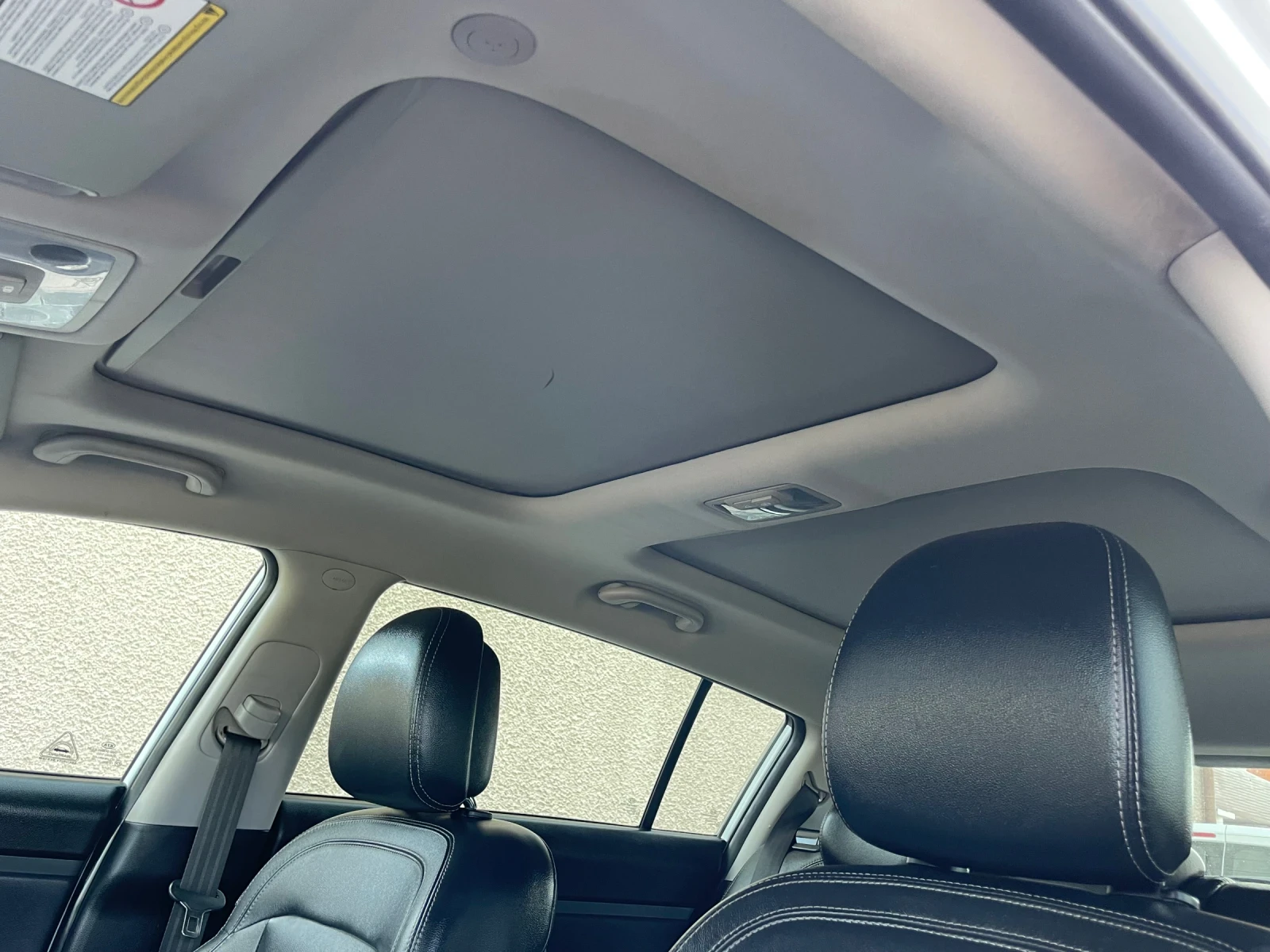 Kia Sportage 2.0crdi* 4x4* automat, снимка 12 - Автомобили и джипове - 54466422