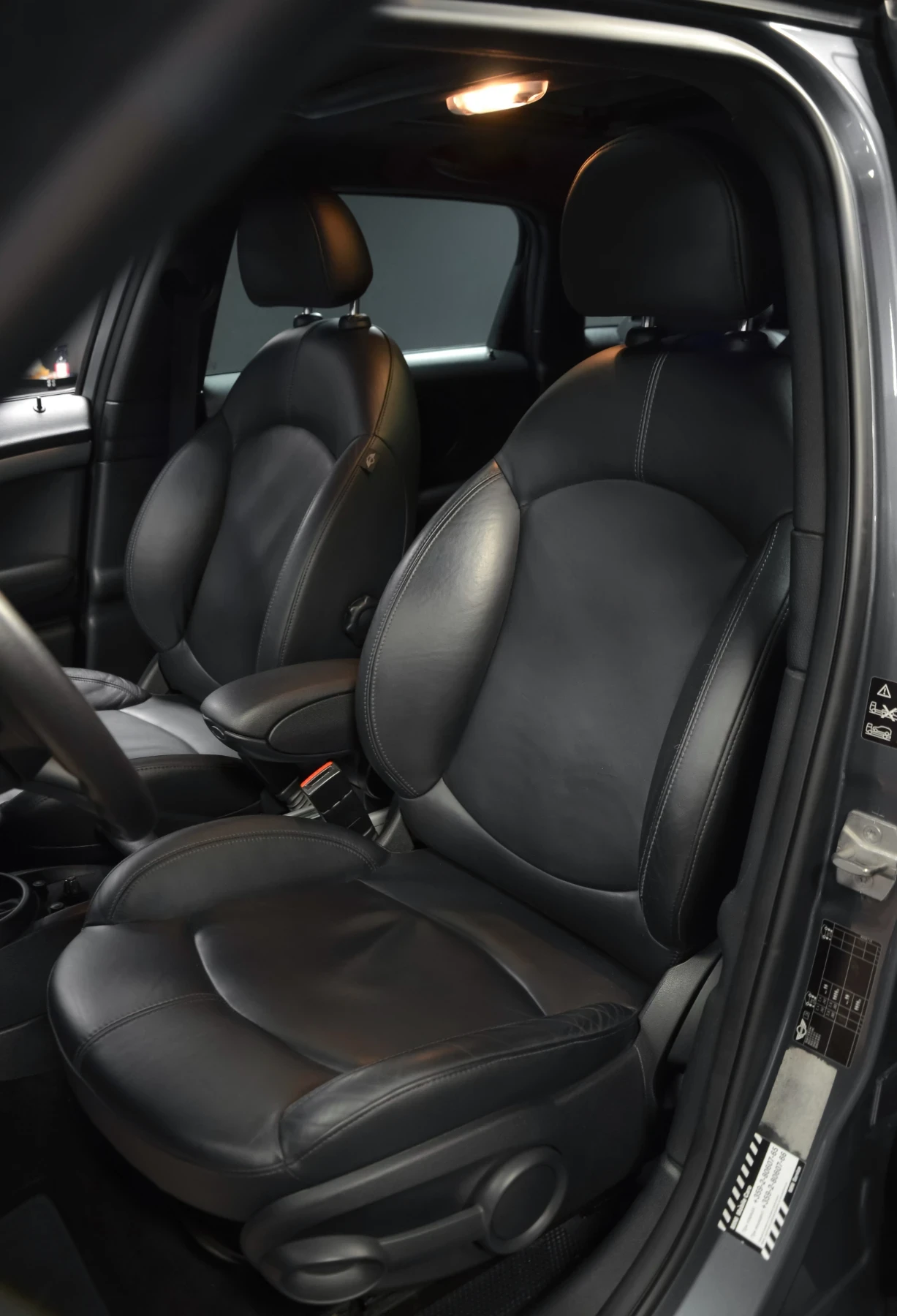 Mini Countryman SD all4 Park Lane, снимка 11 - Автомобили и джипове - 54585659