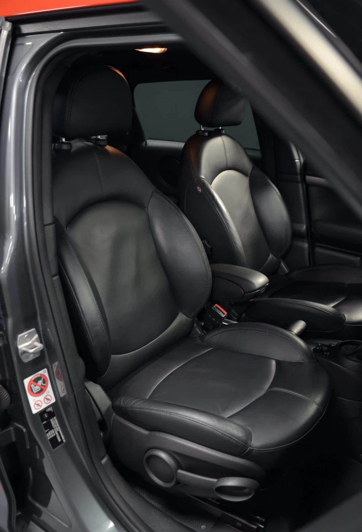 Mini Countryman SD all4 Park Lane, снимка 15 - Автомобили и джипове - 54585659