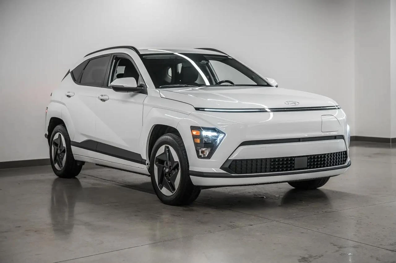Hyundai Kona Distronic* Carplay* Подгреви* , снимка 2 - Автомобили и джипове - 54631281