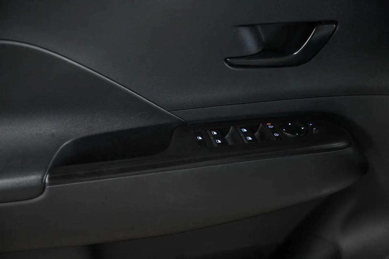 Hyundai Kona Distronic* Carplay* Подгреви* , снимка 6 - Автомобили и джипове - 54631281