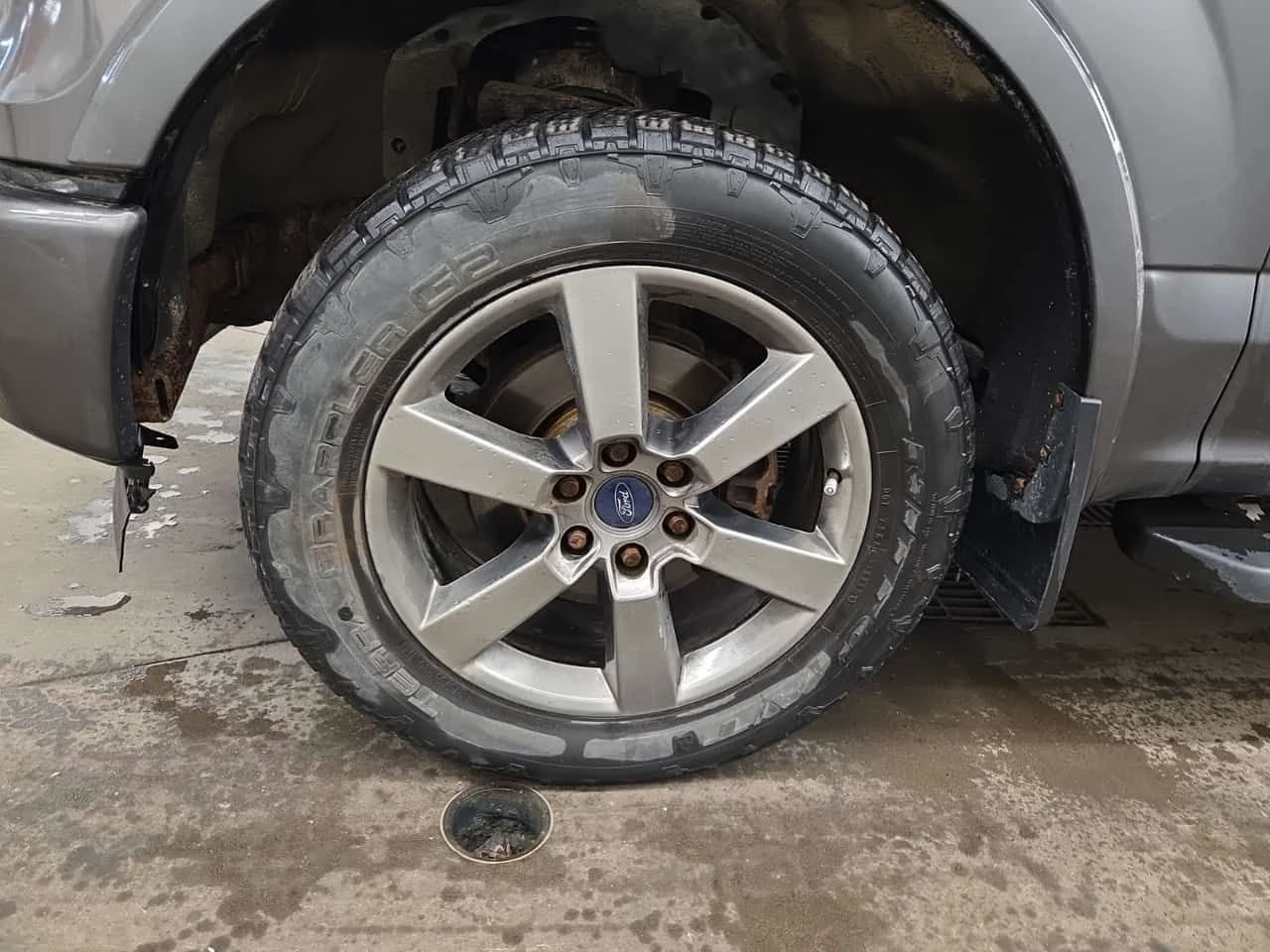 Ford F150 XLT CREW CAB STANDART BED * CARFAX , снимка 6 - Автомобили и джипове - 55416560
