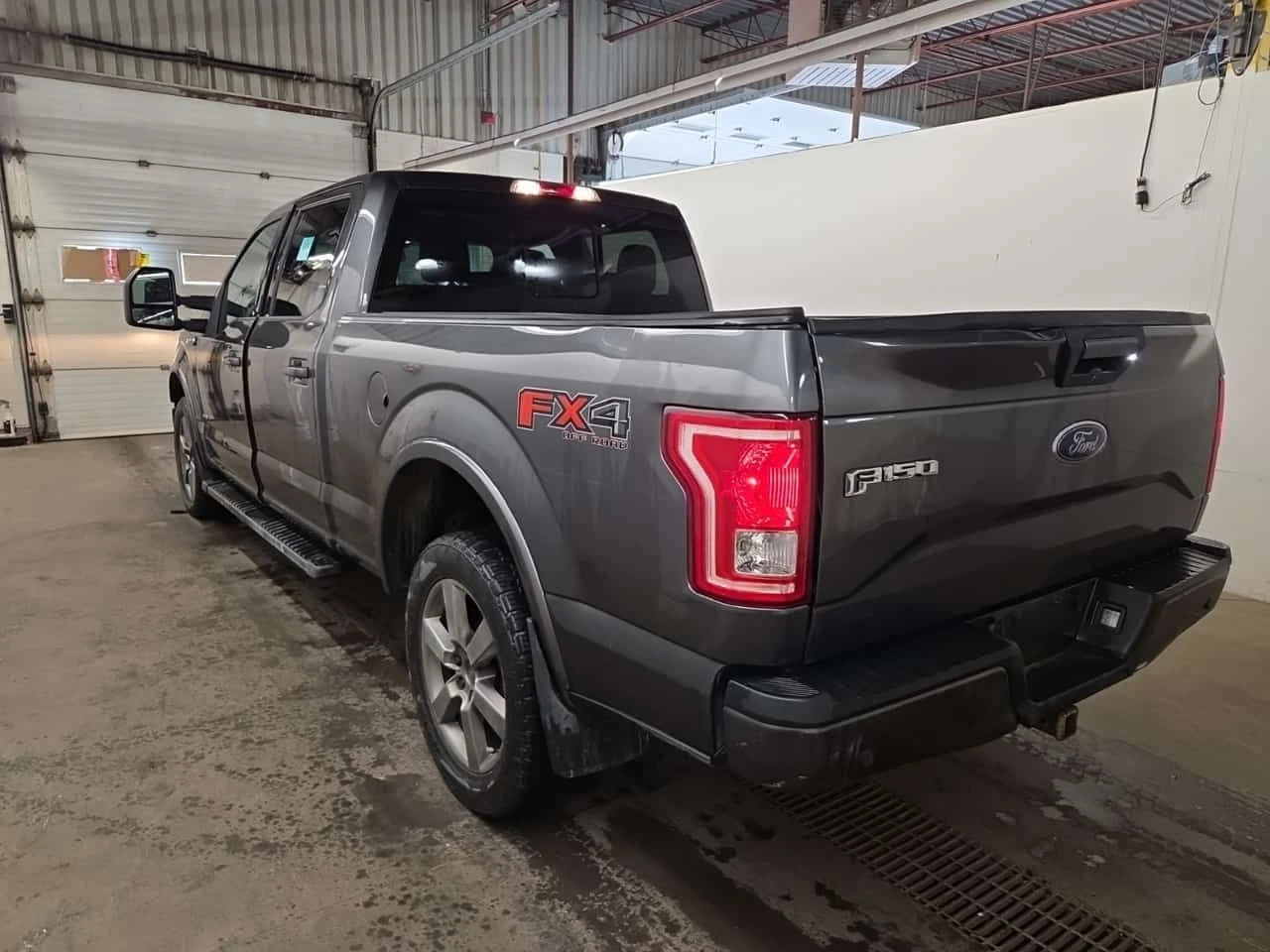 Ford F150 XLT CREW CAB STANDART BED * CARFAX , снимка 4 - Автомобили и джипове - 55416560