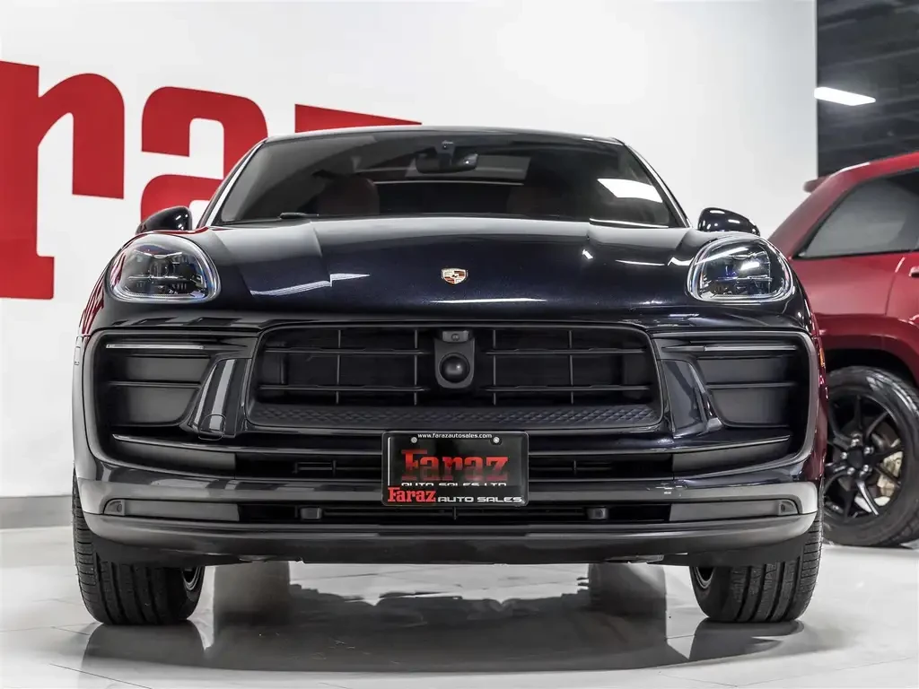 Porsche Macan Sport Chrono| Distronic| 360, снимка 2 - Автомобили и джипове - 55618459