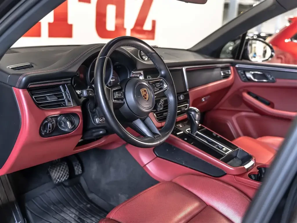 Porsche Macan Sport Chrono| Distronic| 360, снимка 4 - Автомобили и джипове - 55618459