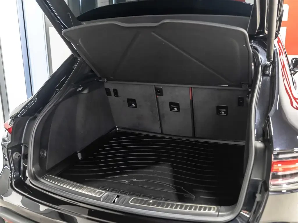 Porsche Macan Sport Chrono| Distronic| 360, снимка 11 - Автомобили и джипове - 55618459