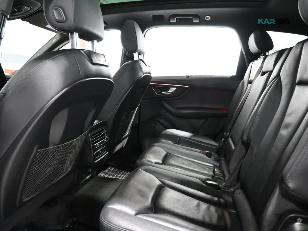 Audi Q7 Komfort* 55* TFSI* АвтоКредит* (ЦЕНА ДО БГ) , снимка 17 - Автомобили и джипове - 55936259
