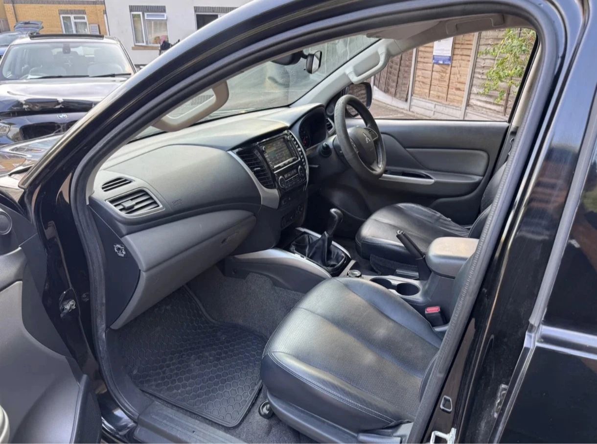 Mitsubishi L200 2.4D WARRIOR , снимка 9 - Автомобили и джипове - 56025722