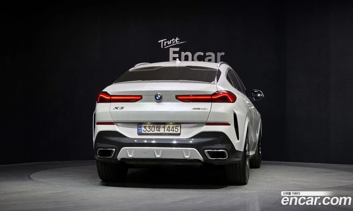 BMW X6 xDrive40i M Sport, снимка 3 - Автомобили и джипове - 56123404