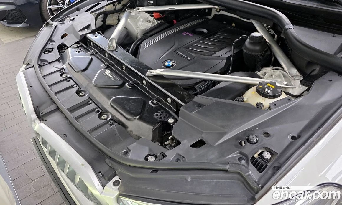 BMW X6 xDrive40i M Sport, снимка 5 - Автомобили и джипове - 56123404