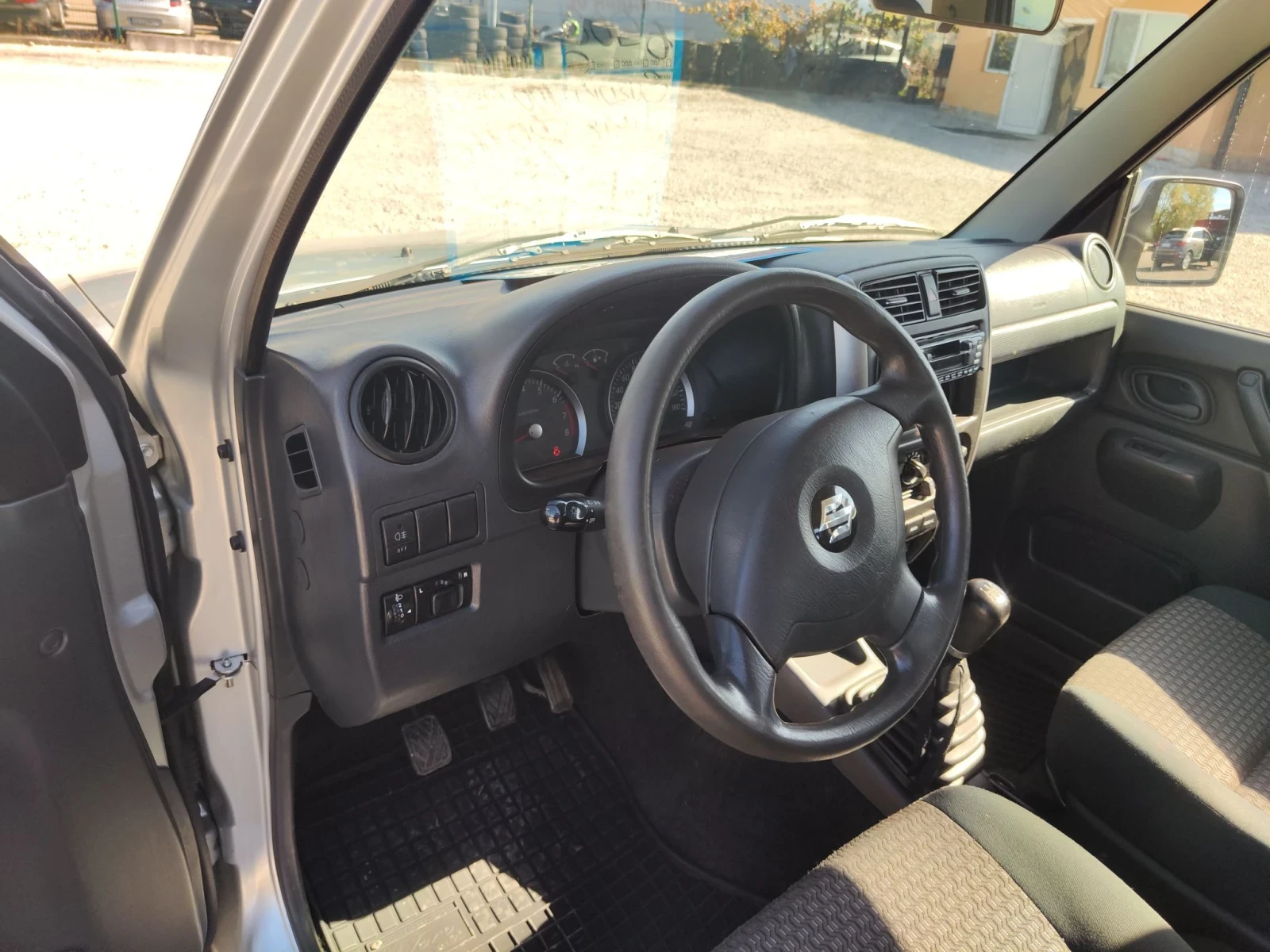Suzuki Jimny 1.3 4#4 , снимка 12 - Автомобили и джипове - 56413868