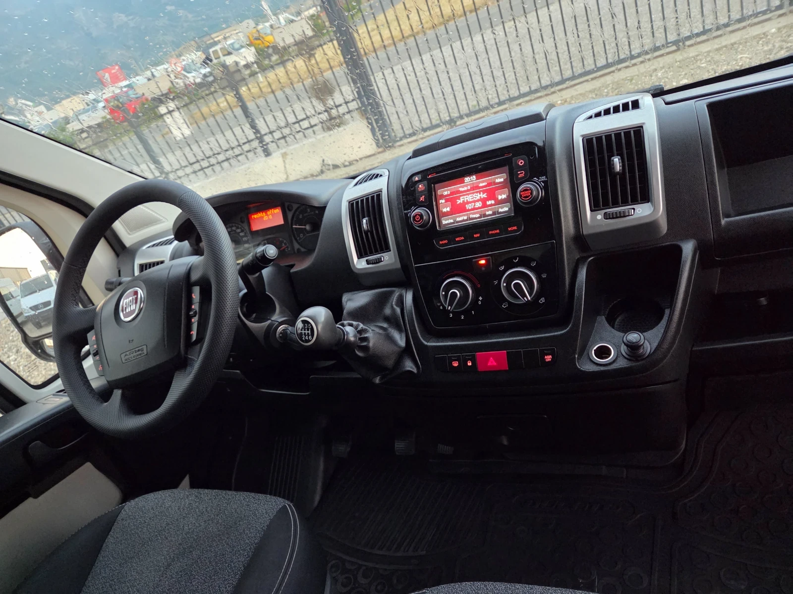 Fiat Ducato 2.3d 160 k.c климатик- борд , снимка 5 - Бусове и автобуси - 55342974