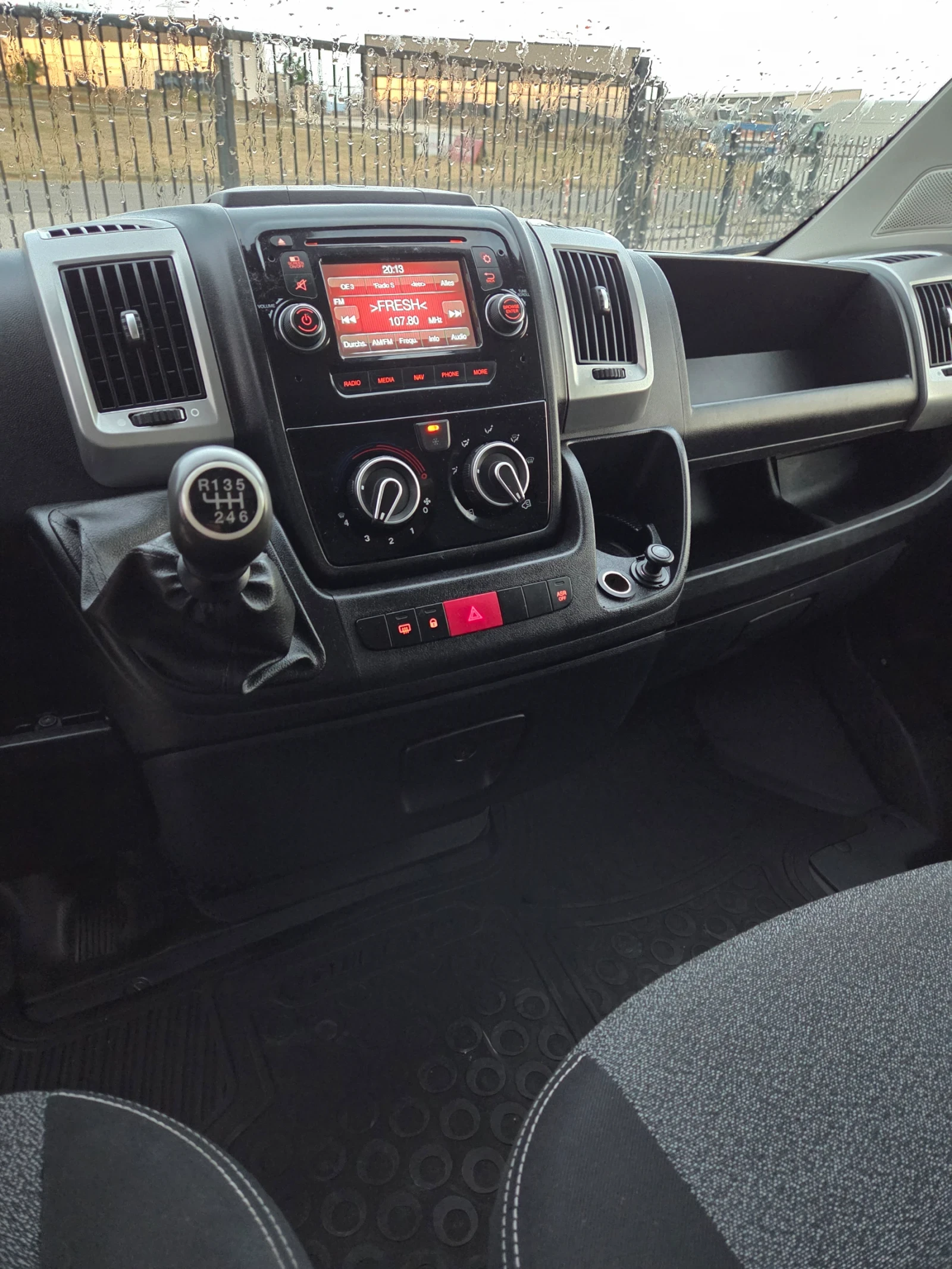 Fiat Ducato 2.3d 160 k.c климатик- борд , снимка 6 - Бусове и автобуси - 55342974