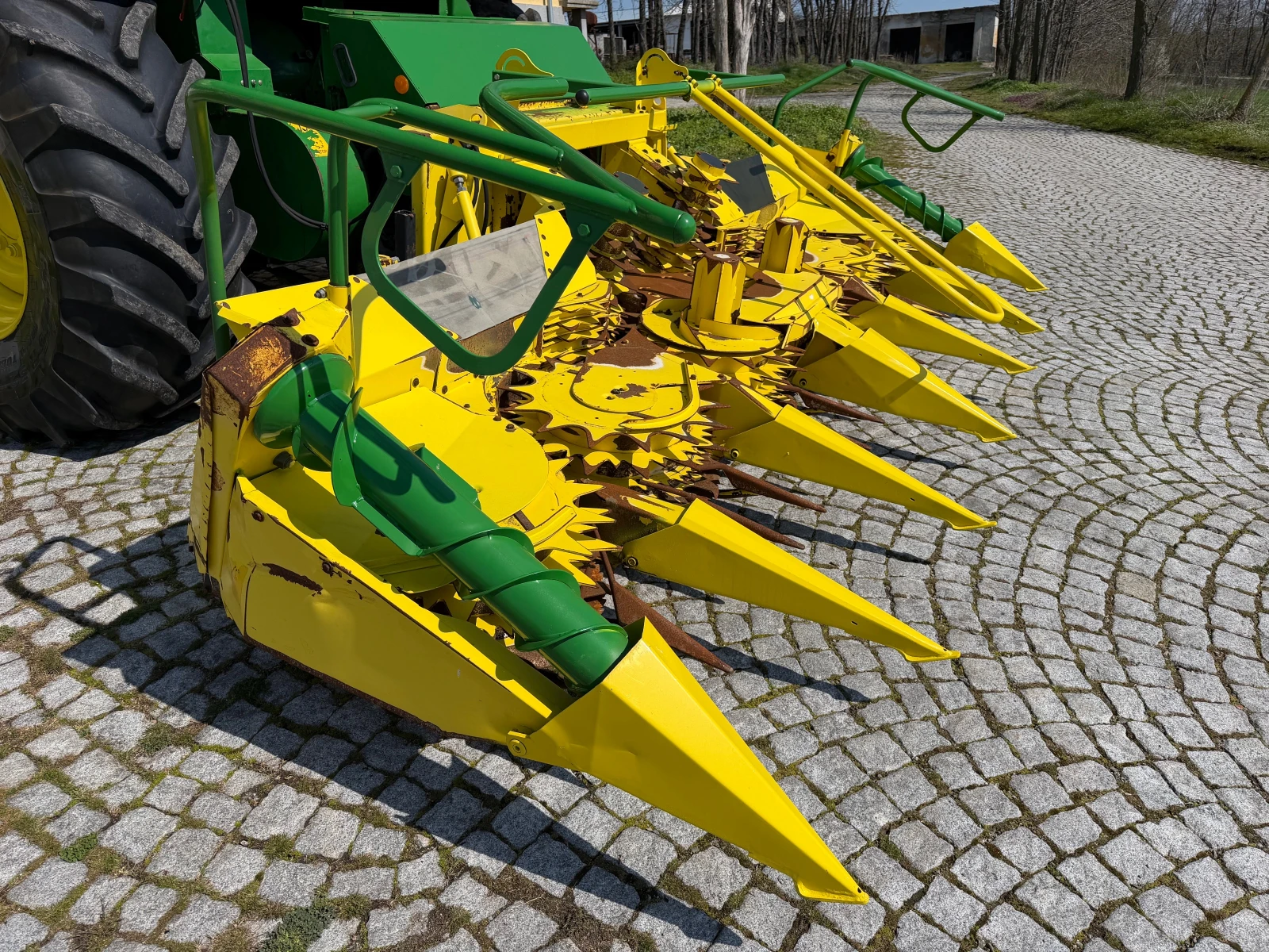 Комбайн John Deere 7200 + 6 РЕДА ХЕДЕР ЛИЗИНГ , снимка 8 - Селскостопанска техника - 52988989