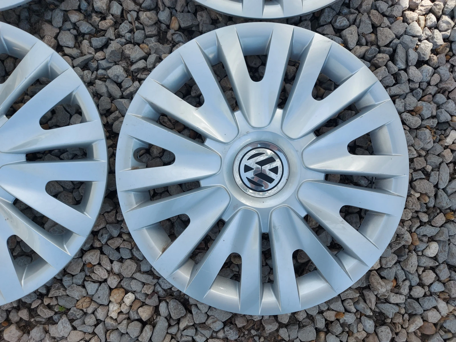   VW 15   | Mobile.bg   2