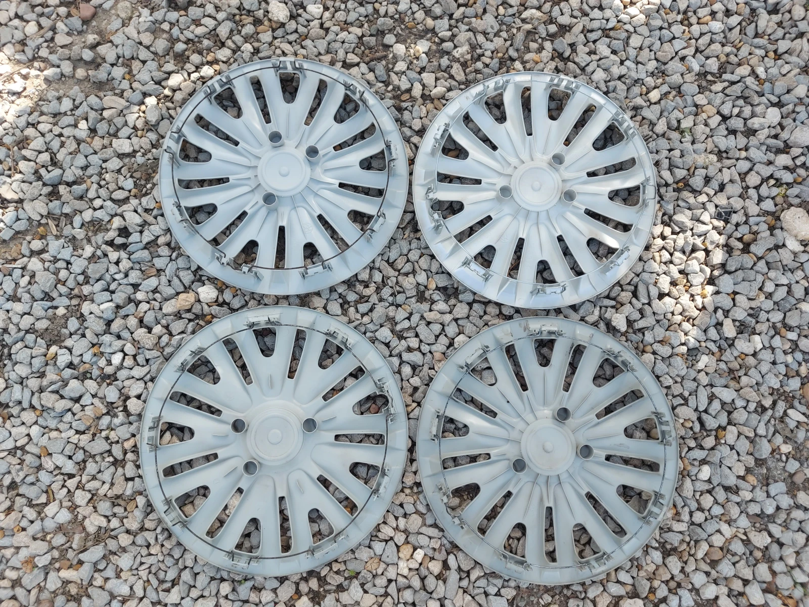   VW 15   | Mobile.bg   6