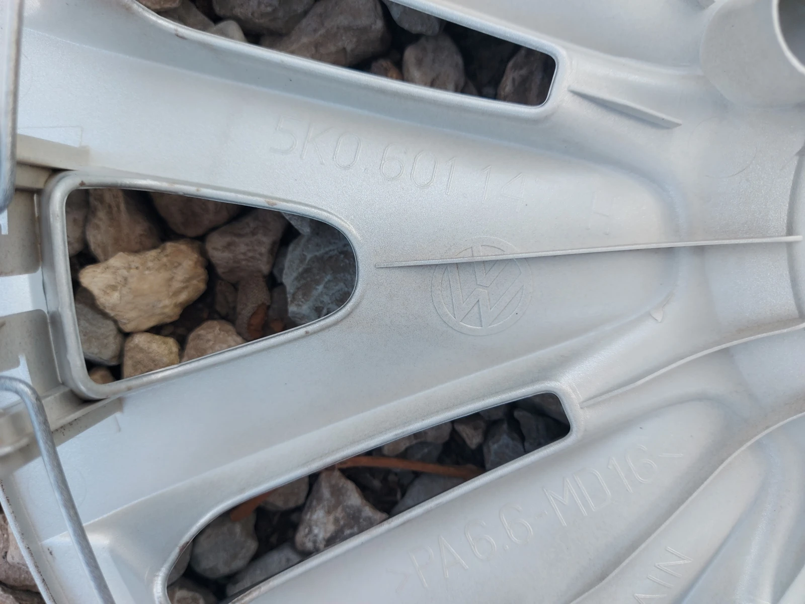   VW 15   | Mobile.bg   7