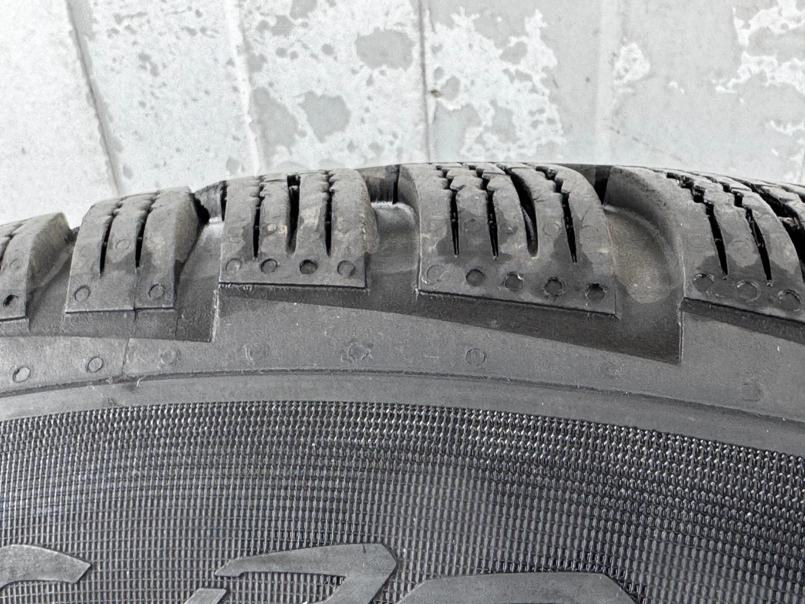 Гуми с джанти Vredestein 225/60R17, снимка 4 - Гуми и джанти - 55742027