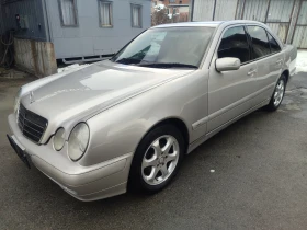 Mercedes-Benz E 200 CDI , снимка 4