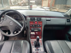 Mercedes-Benz E 200 CDI , снимка 12