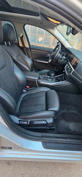 BMW 320 Heads up//Panorama// Harman/Kardon - 19600 € / 38334.27 лв. - 82609892 14