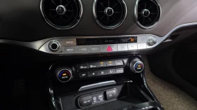 Kia Stinger 2.0 Turbo 2WD Platinum | PANORAMA | NAVI | КОЖА | Auto.bg — изображение 13